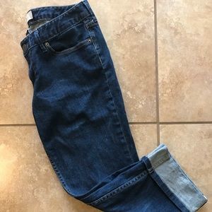 Banana Republic cuffed denim Capri pants